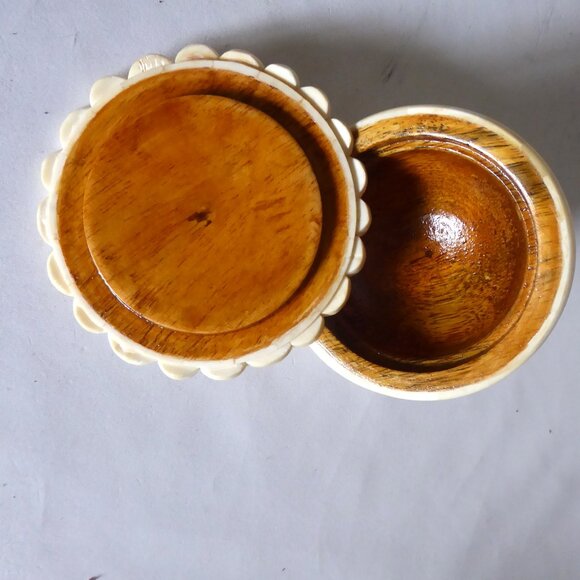 VINTAGE NEW HANDCRAFTED LIDDED OPIUM BOX BONE INLAY OVER WOOD TRINKET DISH - Picture 7 of 8